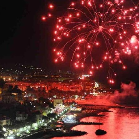 Appartamento Di Charme Nel Cuore Di San Remo Buitenkant foto